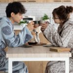 【2025年版】暖かくて便利な着る毛布おすすめ厳選10選【節電＆エコ】